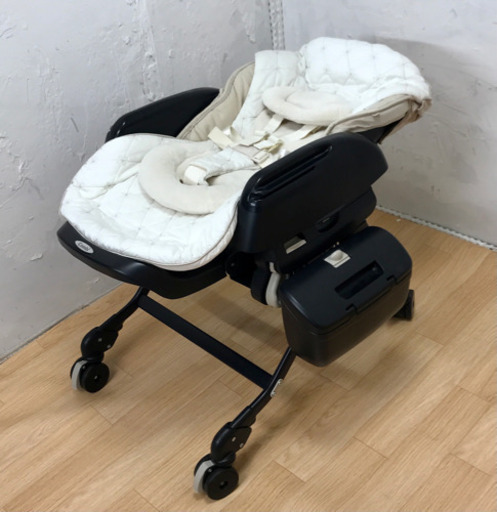 Combi コンビ　電動ベビースイング　フェアレット　ラグジュア