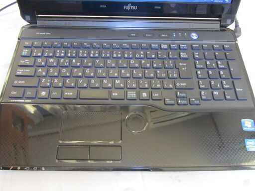 【ﾌﾞﾙｰﾚｲ付】富士通 FM-V　AH54/E  Core i3  2330M 第２世代デュアルコアCPU、15.6型液晶、Windows10  64bit、HDD750GB、メモリ8 GB、無線・有線LAN、HDMI、BD・DVD・CD、MS Office365(ver2016)インストール済。カメラ付き。 ﾌﾞﾙｰﾚｲ付】富士通 FM-V AH54/E Core i3 2330M 第2世代デュアルコアCPU