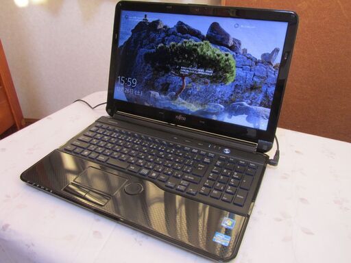 【ﾌﾞﾙｰﾚｲ付】富士通 FM-V　AH54/E  Core i3  2330M 第２世代デュアルコアCPU、15.6型液晶、Windows10 Home 64bit、HDD750GB、メモリ8 GB、無線・有線LAN、HDMI、BD・DVD・CD、MS Office365(ver2016)インストール済。カメラ付き。