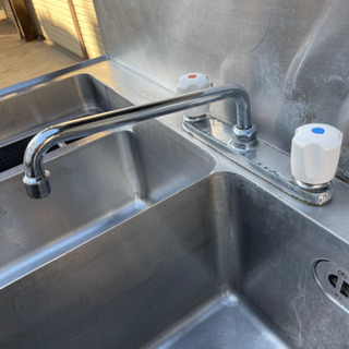 業務用　ステンレス　2層シンク流し台　蛇口付き　ダストBOX付き　W1250xD600xH850mm