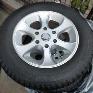 ２００系ハイエーススタッドレスタイヤホイールセット