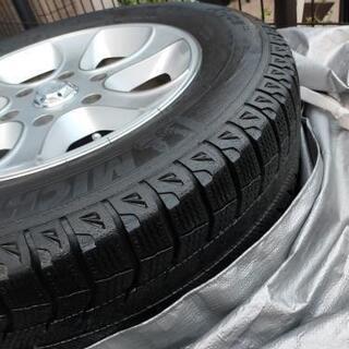 ２００系ハイエーススタッドレスタイヤホイールセット