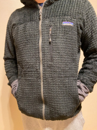 美品】patagonia 甘酸っぱく R3 フリースジャケット ネイビー M