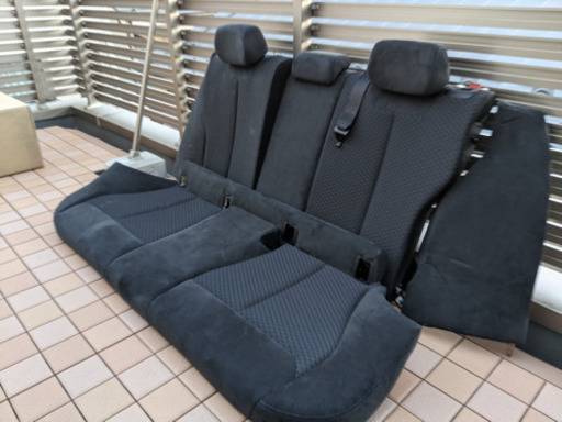 受付中です！BMW1シリーズ118d MスポーツF20 アルカンターラシート/後部座席 BMW1シリーズ118d MスポーツF20 アルカンターラシート/後部座席 【公式
