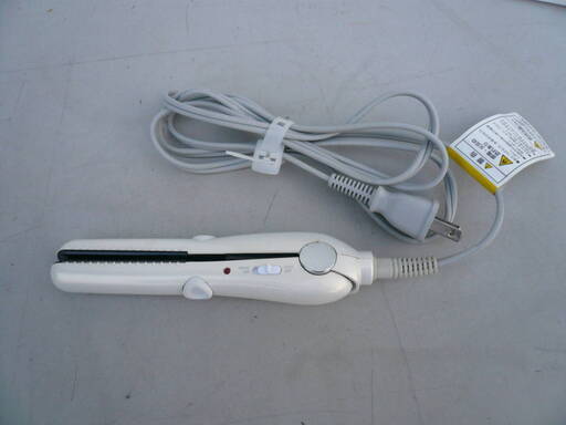 コイズミ ヘアアイロン ミニ ストレートアイロン Khs8510 ピヒ丸 松戸の美容家電 ヘアケア の中古あげます 譲ります ジモティーで不用品の処分