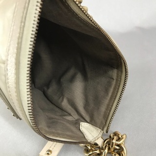 MJ マークジェイコブス 白レザー 極太ゴールドチェーン 斜めがけ