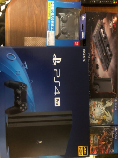 PS4 PRO 1TB等