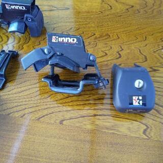 THULE, INNOルーフキャリアセット、スキー、サーフボードキット付