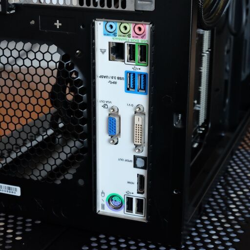 自作PC i7 2700k/ GTX-760/ SSD120G/ HDD1TB/ 16G/ DVDドライブ /Win10Home