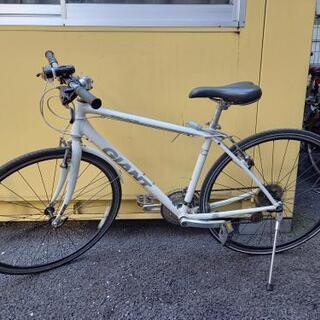 525 クロスバイク GIANT ESCAPE R3 S(465mm) 2017年モデル 525 クロスバイク GIANT ESCAPE R3 S(465mm) 2017年モデル