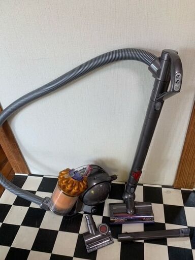 【リサイクルサービス八光　田上店】Dyson(ダイソン) 【タービンブラシ搭載】 サイクロン式掃除機 「DC48 タービンヘッド