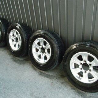 値下げ ハイエース バン 195/80R15 107/105L LT 中古群馬県前橋市 ①