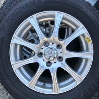 美品バリ山スタッドレス&アルミ 205 65R16