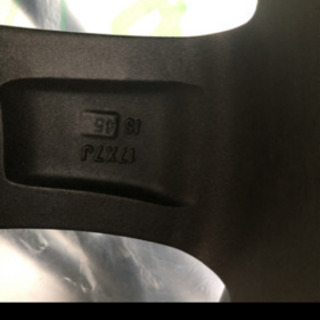 美品　スタッドレスタイヤ４本セット