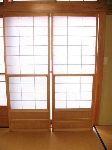 値下げしました 中古 引取り対応 腰付あらま雪見障子4枚組 W670mm H1800mm D33mm Mr Kojiro 酒田のその他の中古あげます 譲ります ジモティーで不用品の処分
