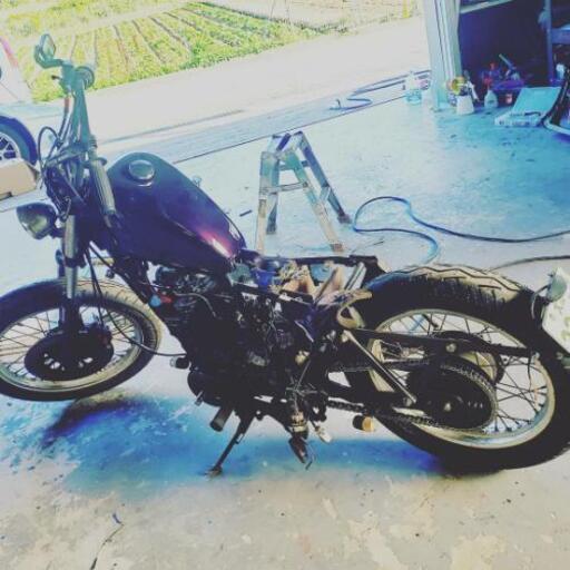 ヤマハ SR400