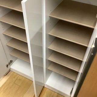 3枚扉下駄箱 【トレファク岸和田店】 本日は使い勝手抜群のシューズ 