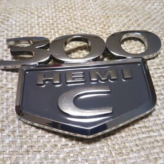 クライスラー　300C　HEMI 　3Dエンブレム