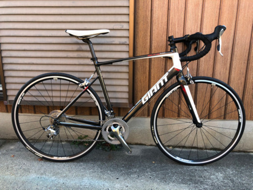 Giant defy2  2×10S  2015モデル　MLサイズ　ロードバイク