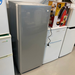 キッチン家電 大容量196L 縦型冷凍庫