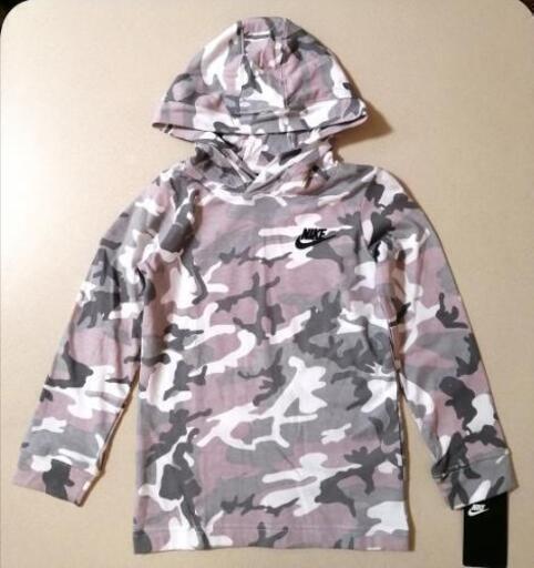 Nike ナイキ フード付きパーカー 迷彩 カモフラ 110cm ベビー キッズ ひまわり 滝谷の子供用品の中古あげます 譲ります ジモティーで不用品の処分