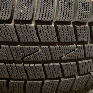 【緊急値下げ‼️】スタッドレスタイヤ　ハンコック　　収納ラック付！！