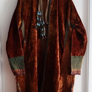 100年以上前のクルドの民族衣装