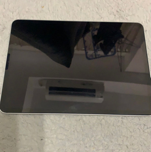 2018 ipad pro 11インチ シルバー 256gb