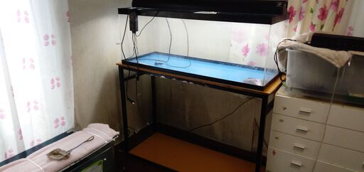 120センチ水槽　アクリル　台　ライト　ヒーター　付き 値下げしました