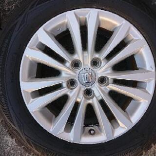 スタッドレスタイヤ 205/65r16 4本セット