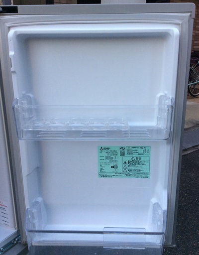 【RKGRE-535】特価！三菱/146L 2ドア冷凍冷蔵庫/MR-P15Z-S/中古品/2016年製/当社より近隣無料配達！