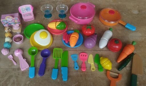 おままごとセット キティちゃんアイスクリーム木製おままごと プラスチック製野菜セット Ariari 奥沢のおもちゃ ままごと の中古あげます 譲ります ジモティーで不用品の処分