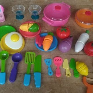 おままごとセット キティちゃんアイスクリーム木製おままごと プラスチック製野菜セット Ariari 奥沢のおもちゃ ままごと の中古あげます 譲ります ジモティーで不用品の処分