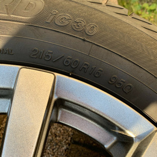 スタッドレスタイヤ　ホイール4本セット　215/60R16
