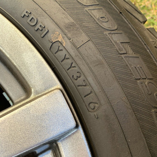 スタッドレスタイヤ　ホイール4本セット　215/60R16
