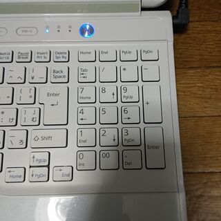 【美品】富士通 4コア8スレッドCore i7搭載 メモリ大容量8G HDD大容量750G ブルーレイ読み書き テンキー 大画面15.6インチ HDMI出力 USB3.0 Webカメラ Wifi　最新windows10 美品】富士通 4コア8スレッドCore i7搭載 メモリ大容量8G HDD大