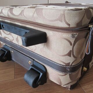 COACH(コーチ)2輪のキャリーバッグ/スーツケース(使用品)