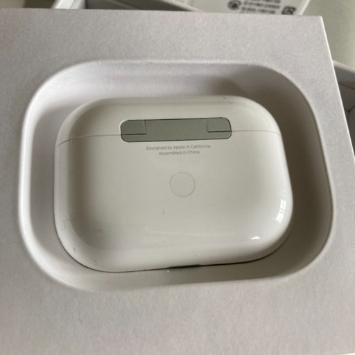 AirPods Pro 充電ケースのみ　新品未使用　日本国内正規版