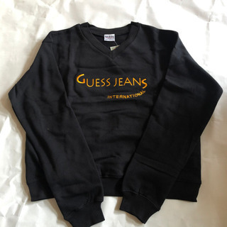 GUESSのトレーナー