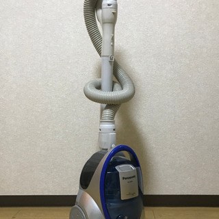 Panasonic サイクロン式電気掃除機 MC-S80W-A