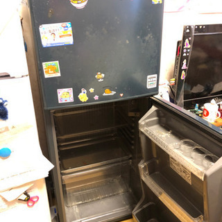 【差し上げます】SANYO冷蔵庫