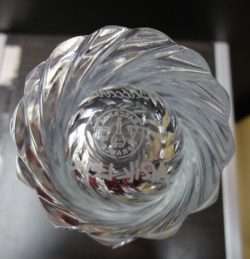 Baccarat/バカラ ARLKLEVYデザイン グラス花瓶 高さ22センチ【ユーズド