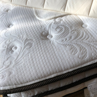 ‼【お取引き者決定】️買い得値下げ‼️5万円→4.2万円　ニトリセミダブルベット＆ダブルマットレス(Nスリープ)＆敷布団マット＆他２点