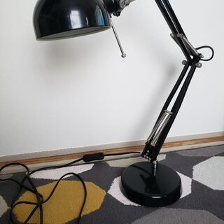 IKEAデスクライトFORSÅ フォルソー【電球付き】
