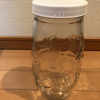 ガラス容器