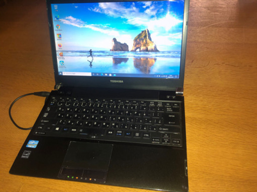 ノートパソコン TOSHIBA Dynabook R732/G