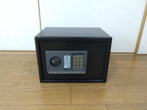 金庫　テンキー式