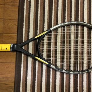 テニスラケット　HEAD intelligence