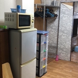 キッキン家電:冷蔵庫、炊飯器、オープントスト、電子レンジ