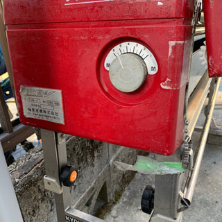 クロス貼り付け機